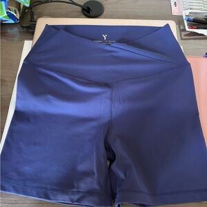 Yogalicious Luc Crossover 5” High-Waist Women's Shorts - Dark Purple